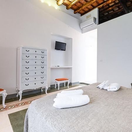 Principe Di Bigottia Hotel Trapani Bagian luar foto