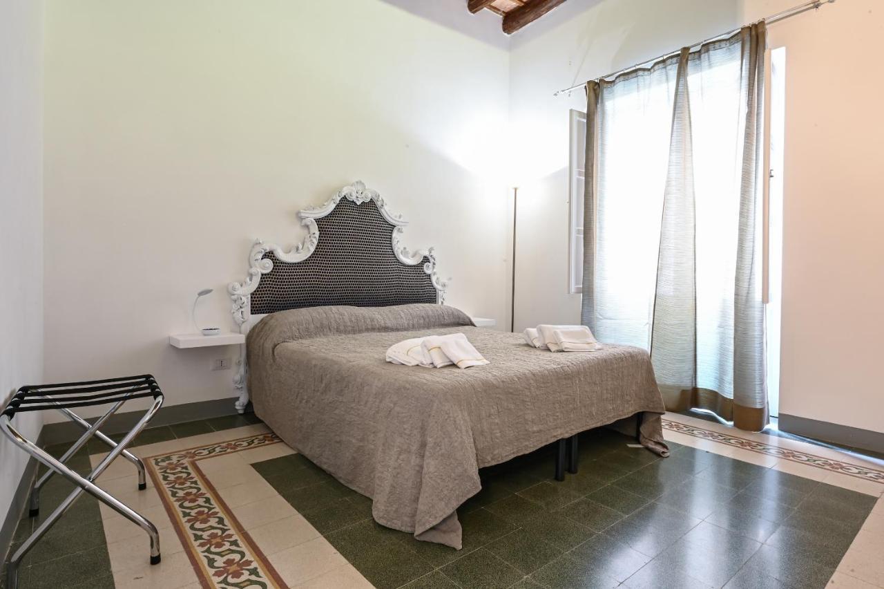 Principe Di Bigottia Hotel Trapani Bagian luar foto